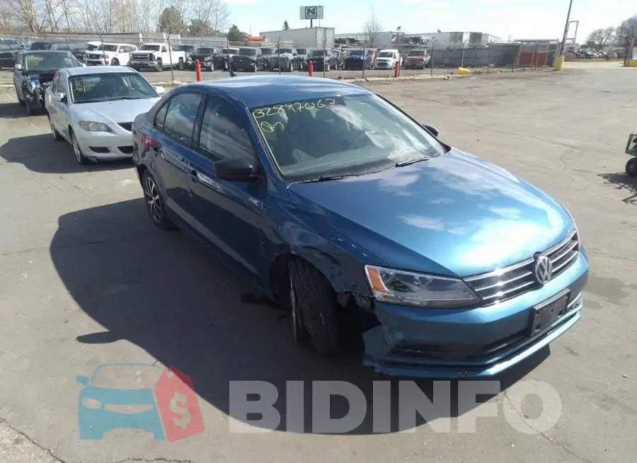 3VWB67AJ0GM355116 Photo# 1