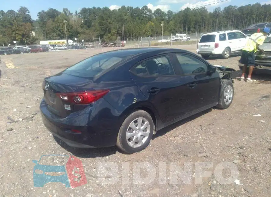 3MZBM1T74GM304349 Photo# 4