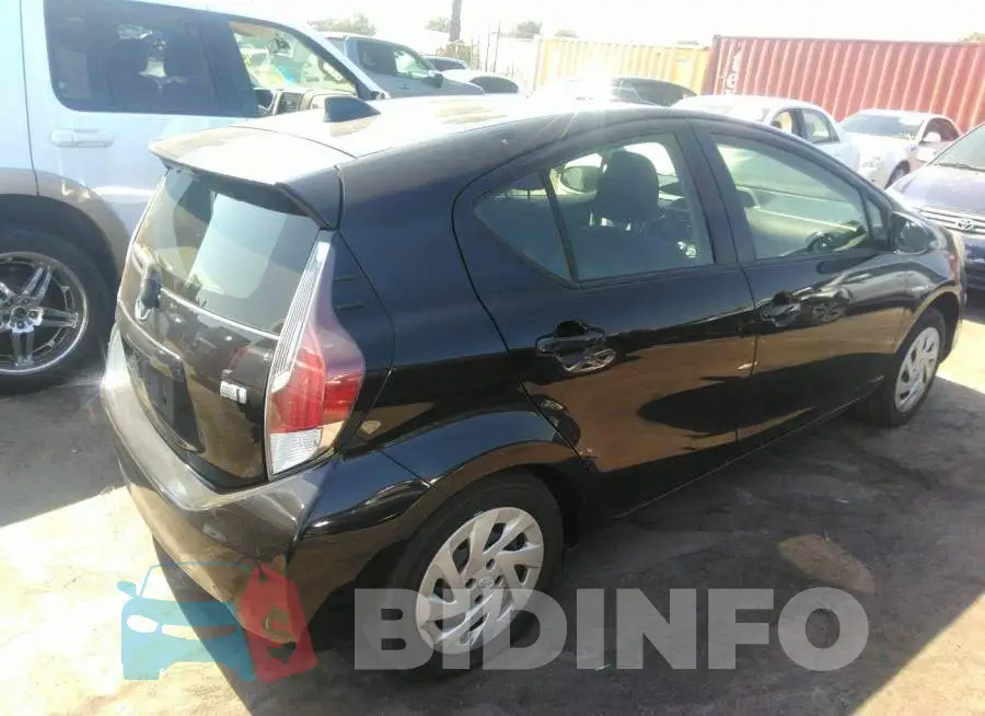 JTDKDTB37G1136796 Photo# 4