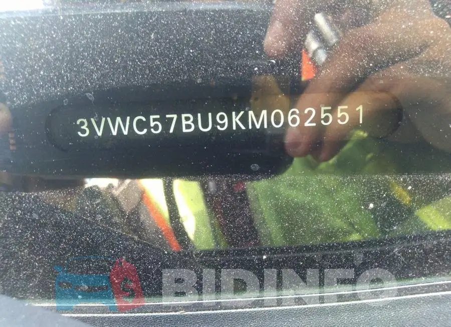 3VWC57BU9KM062551 Photo# 9