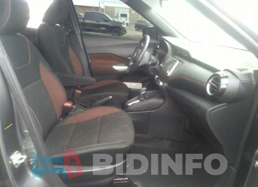 3N1CP5CU7JL542997 Photo# 5