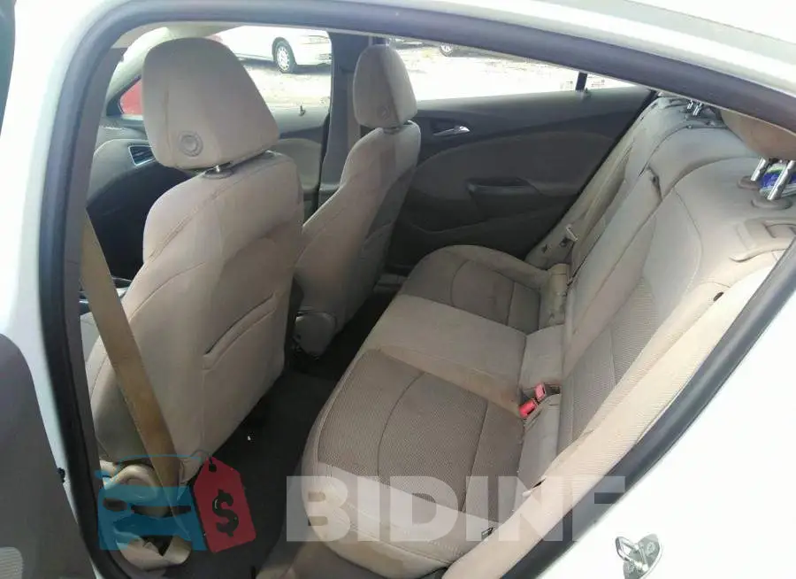 1G1BE5SM3G7300343 Photo# 8