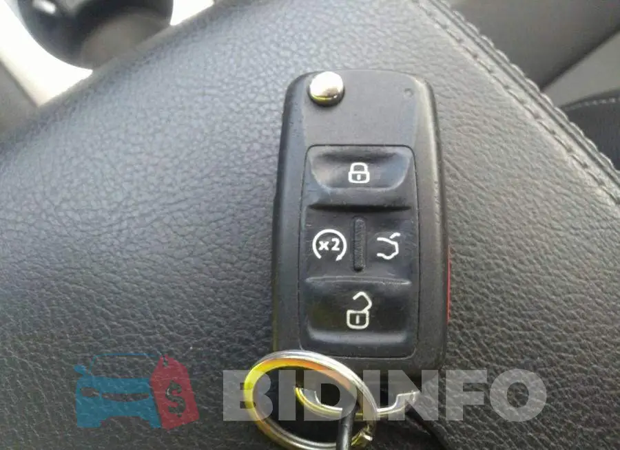1VWSA7A38LC014834 Photo# 11