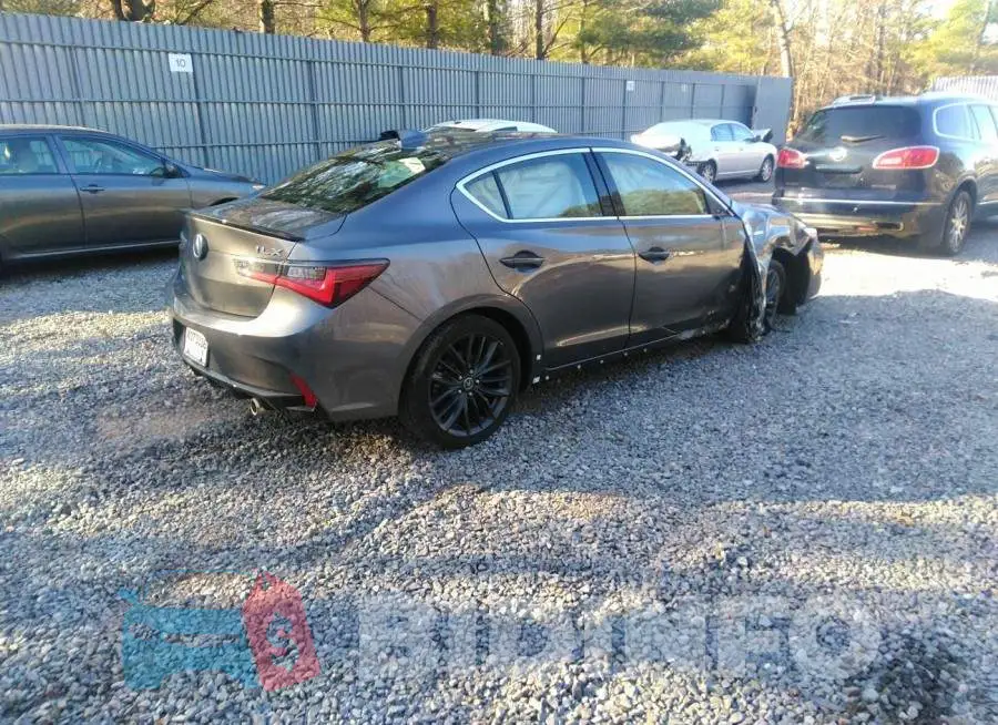19UDE2F88NA003422 Photo# 4