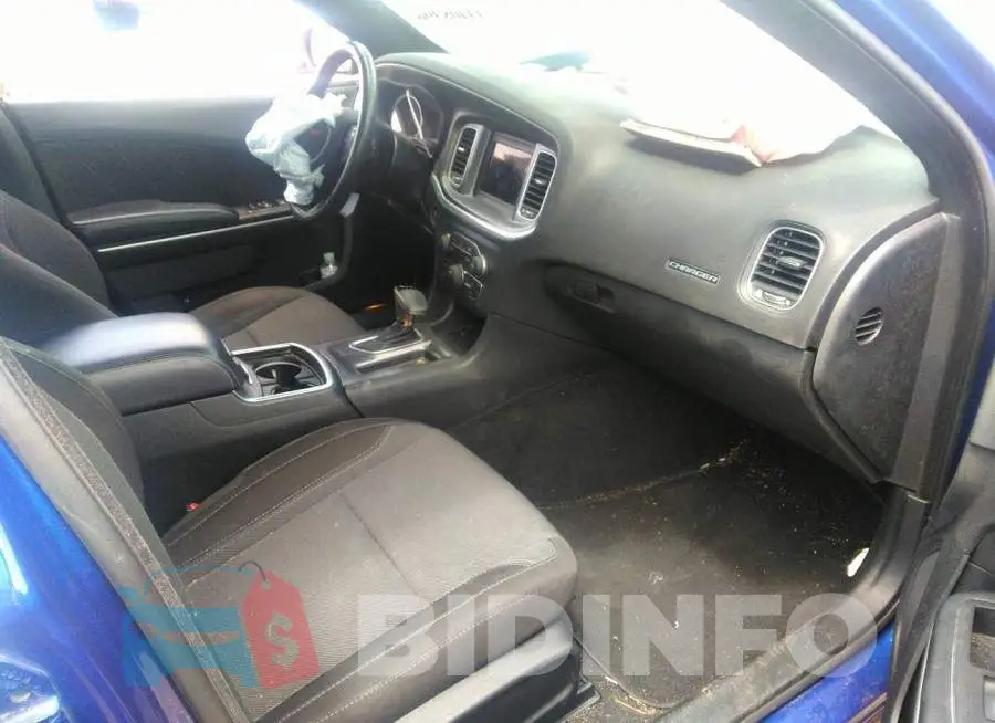 2C3CDXBG3KH729908 Photo# 5