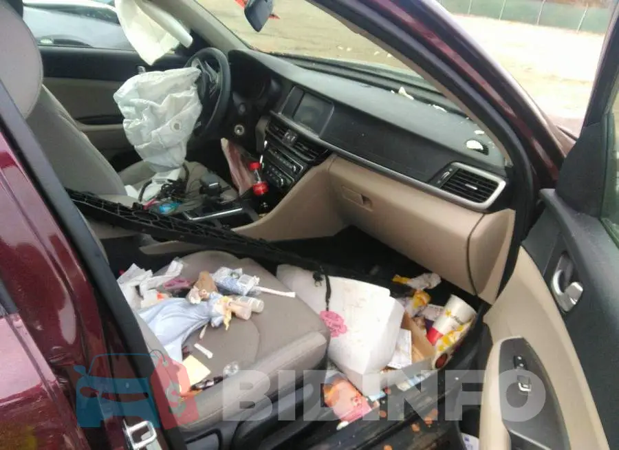 5XXGT4L37JG180225 Photo# 5