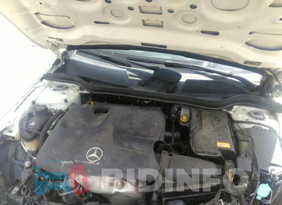 WDCTG4GB8GJ269157 Photo# 10