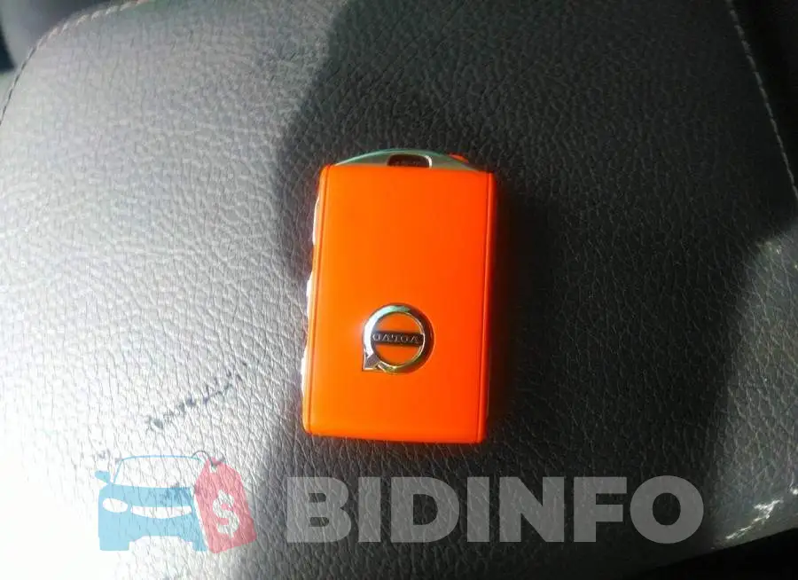 YV4L12DK6N1954820 Photo# 11