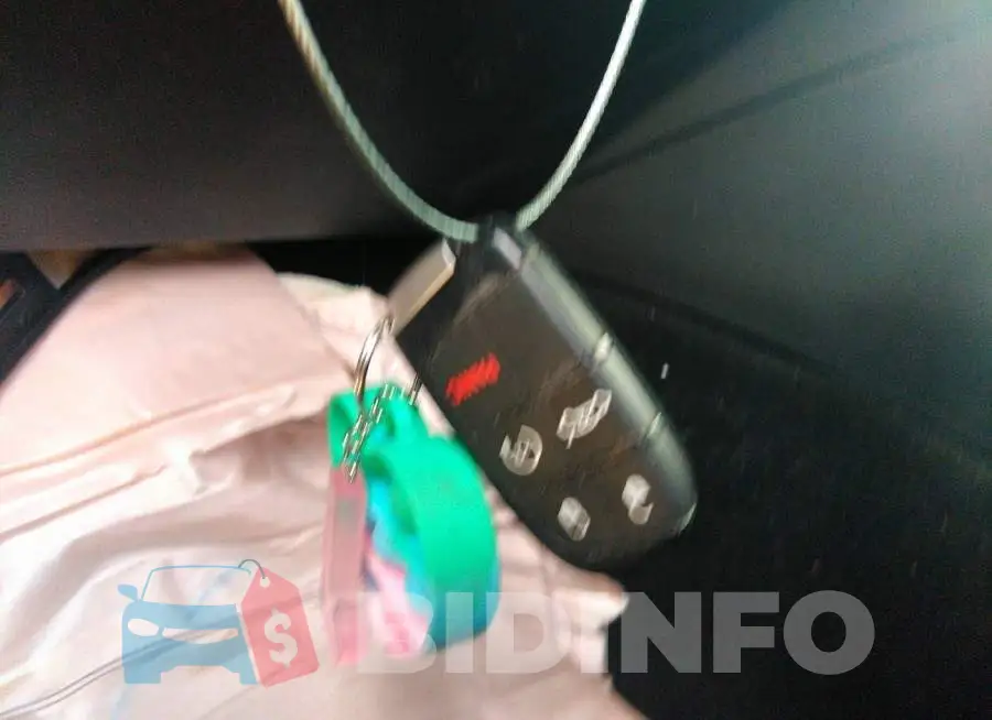 2C3CDXBG4KH707562 Photo# 11