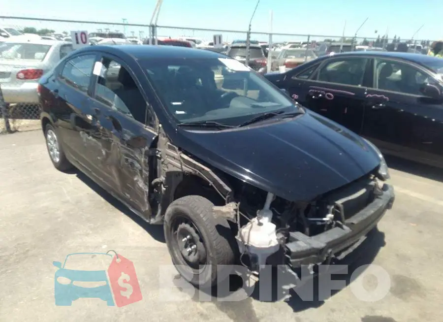 KMHCT4AE8HU251192 Photo# 6