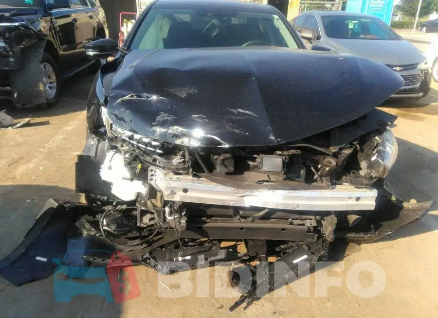 19UUB2F59JA005690 Photo# 6