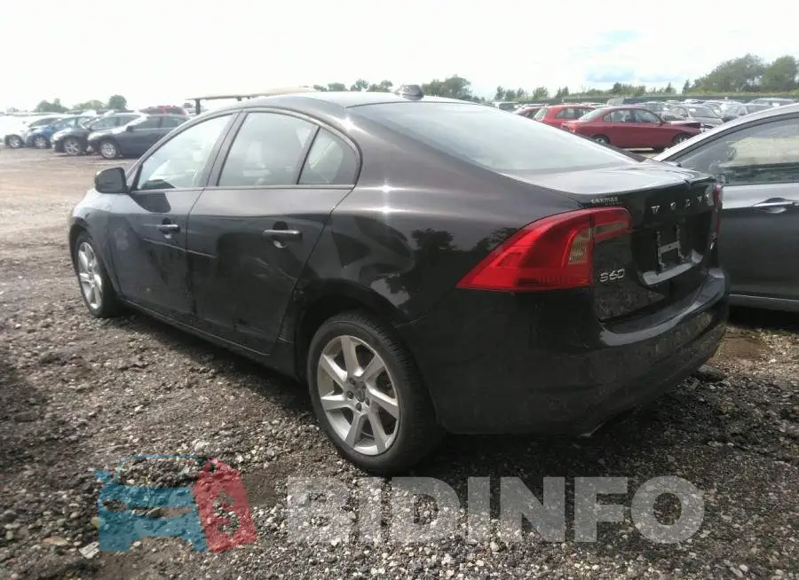YV1612TJ8F2353858 Photo# 3