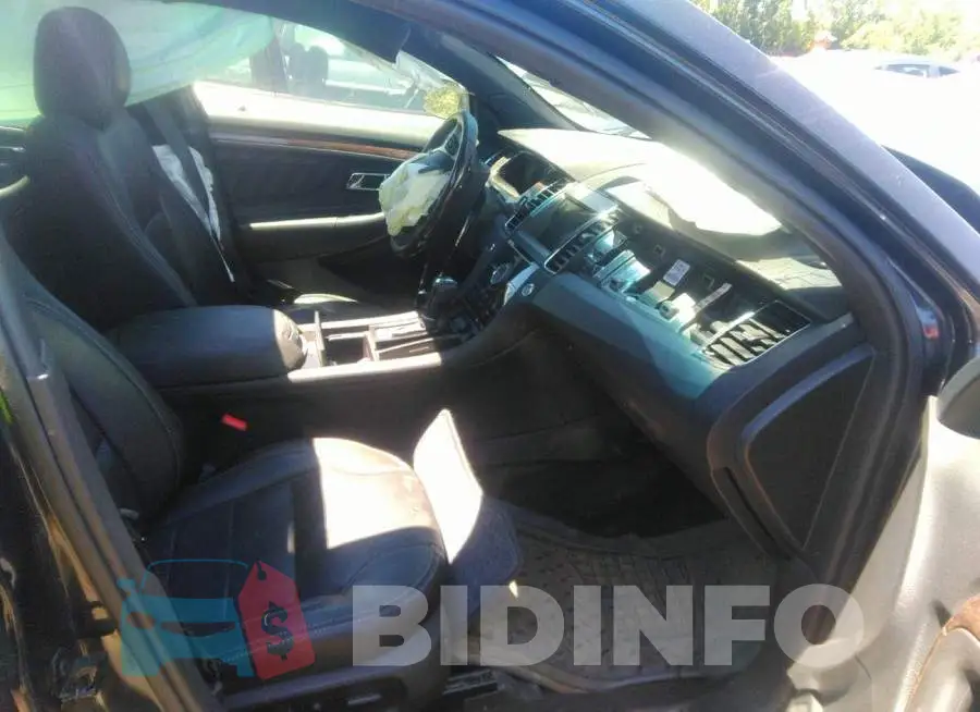 1FAHP2F88HG110424 Photo# 5