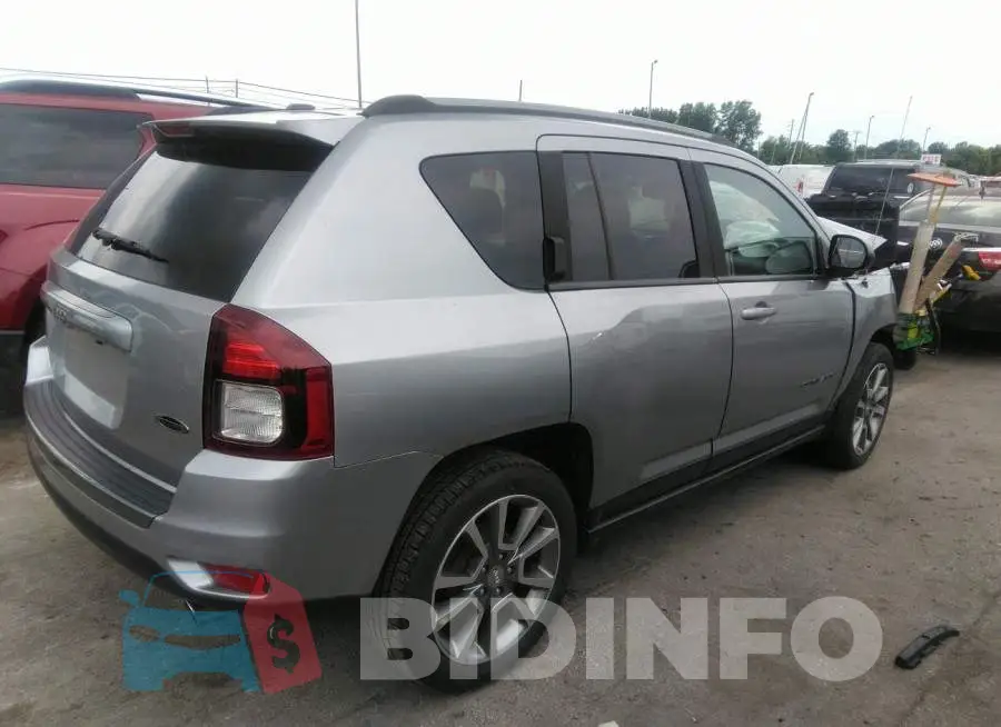 1C4NJCBA1GD783634 Photo# 4