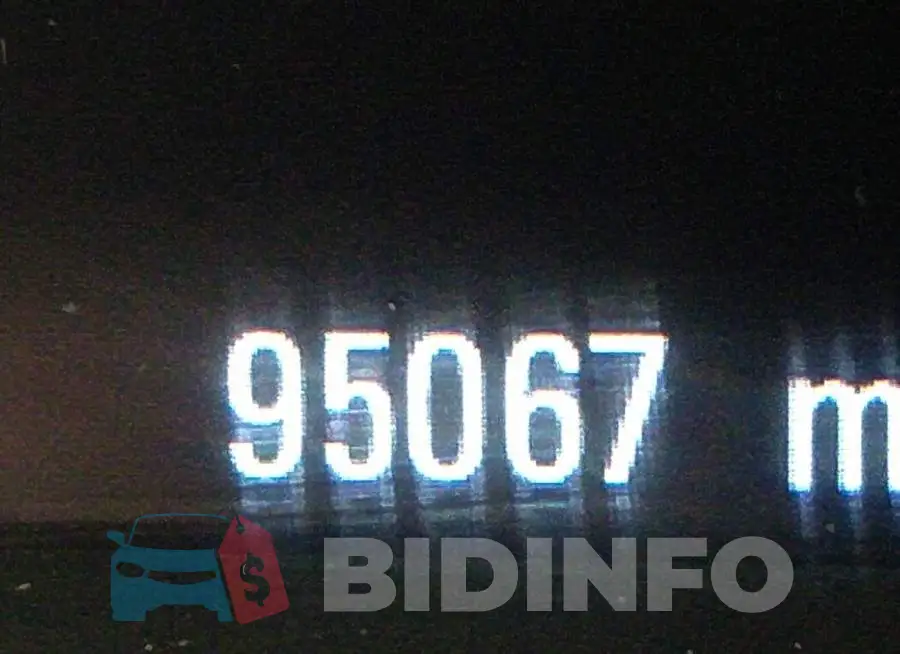 KL4CJASB6HB005731 Photo# 7