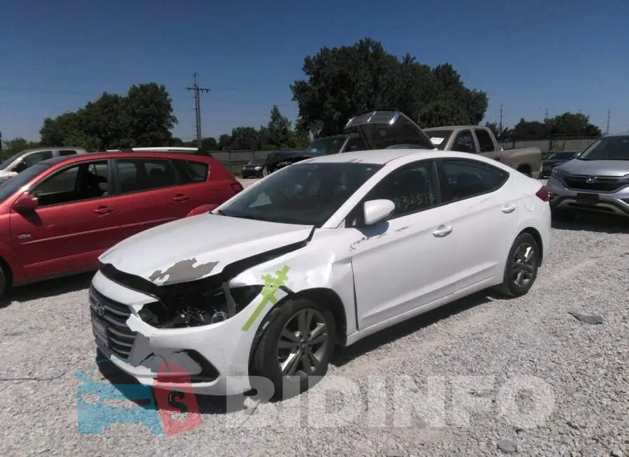 5NPD84LF9HH121884 Photo# 2