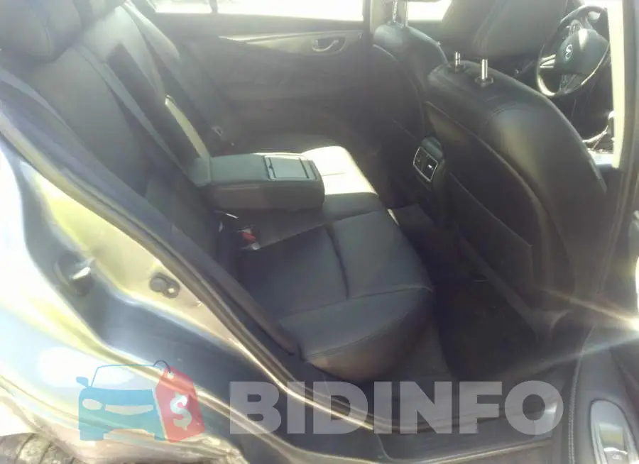 JN1BV7AR1FM414828 Photo# 8