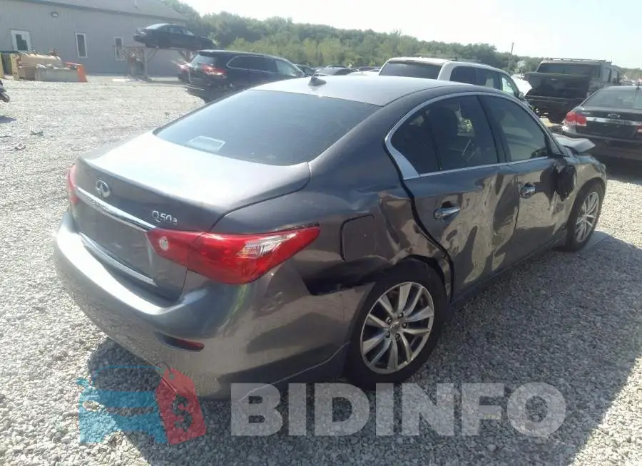 JN1BV7AR1FM414828 Photo# 4