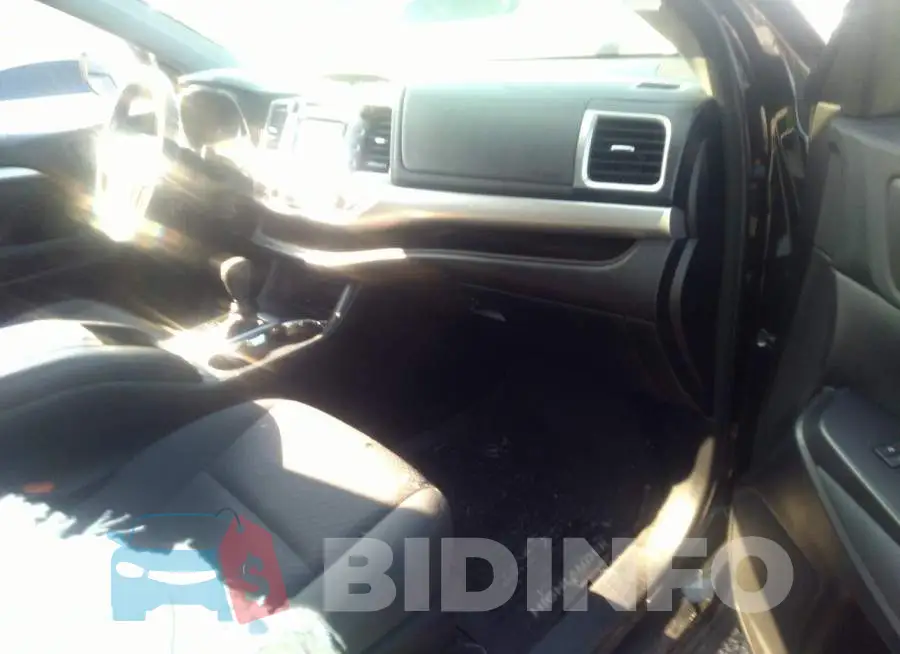 5TDBZRFH0JS857840 Photo# 5