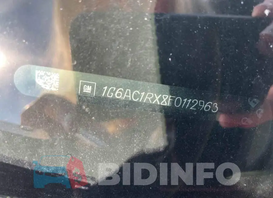1G6AC1RX8F0112963 Photo# 9