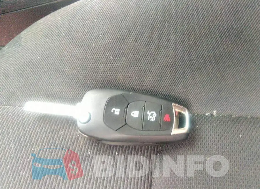 1G1BC5SMXH7237877 Photo# 11