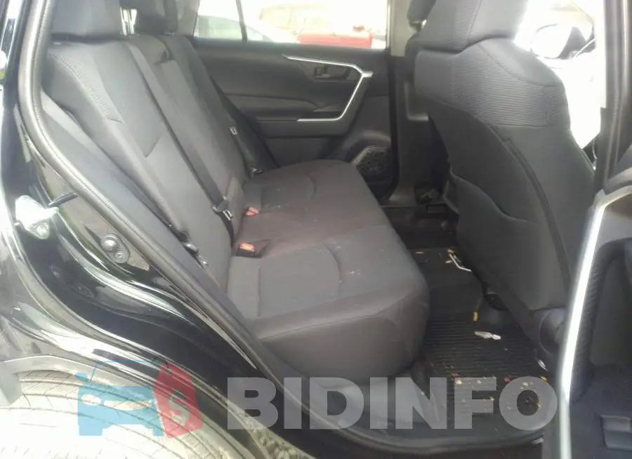 2T3H1RFV7MW178092 Photo# 8