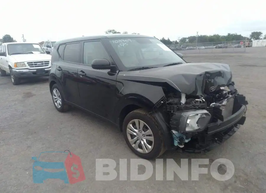 KNDJ23AU8L7120318 Photo# 1