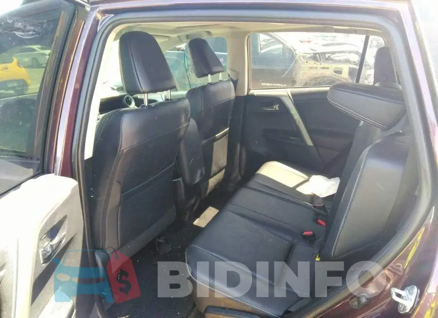 2T3YFREV8HW315551 Photo# 8