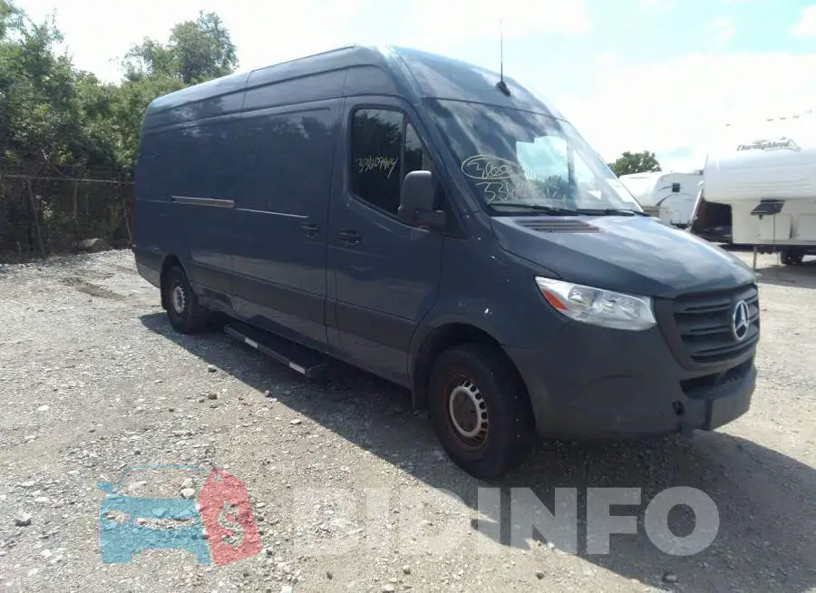WD4PF1CD8KP115835 Photo# 1