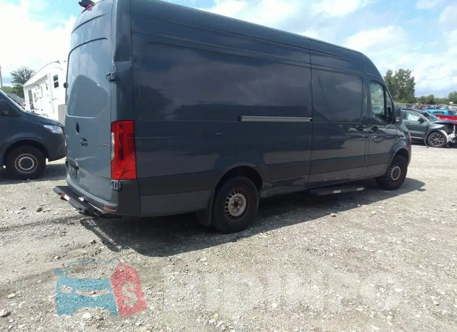 WD4PF1CD8KP115835 Photo# 4