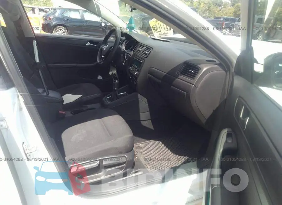 3VW1K7AJXFM408393 Photo# 5