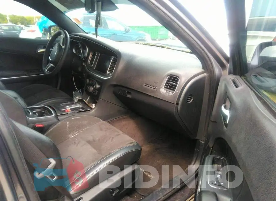 2C3CDXGJ4HH615557 Photo# 5
