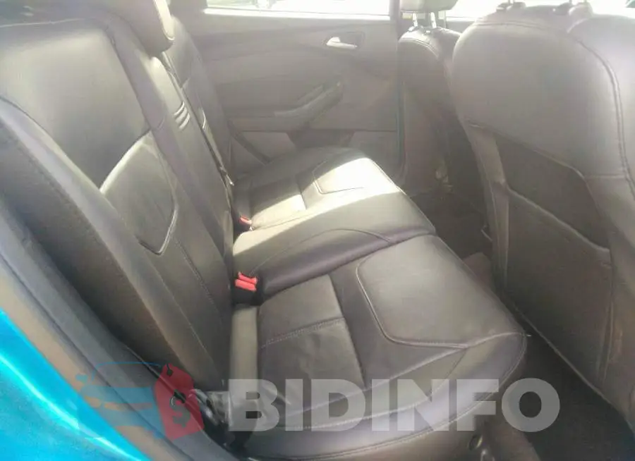 1FADP3K27FL375605 Photo# 8