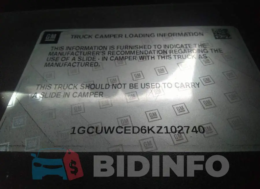 1GCUWCED6KZ102740 Photo# 9