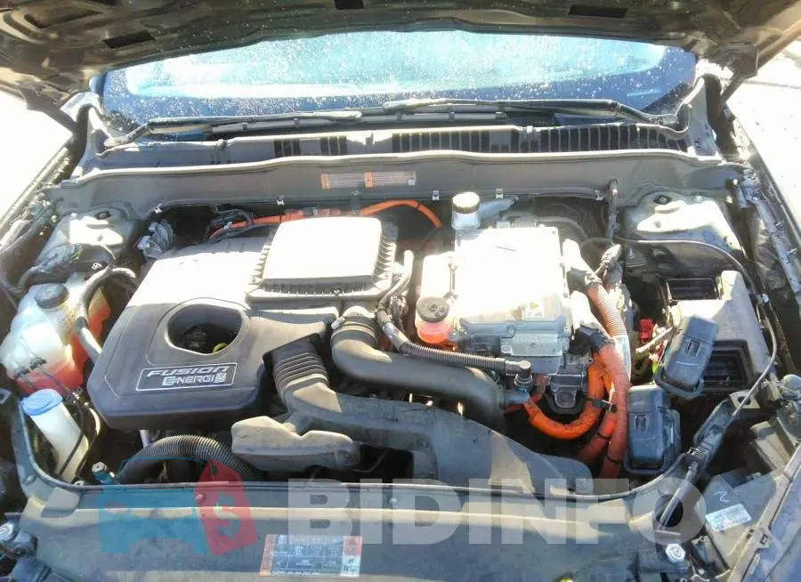 3FA6P0SU9KR142815 Photo# 10