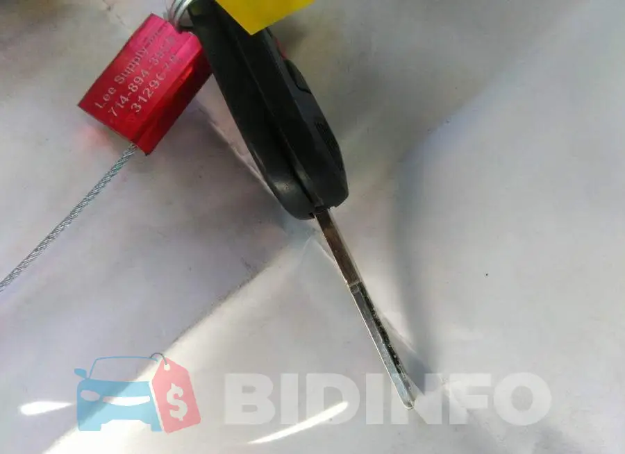 1FADP3K2XGL363367 Photo# 11