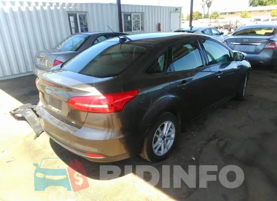 1FADP3F24HL344311 Photo# 4