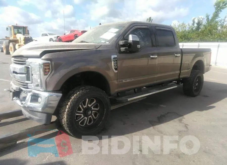 1FT7W2BT3KED81624 Photo# 2