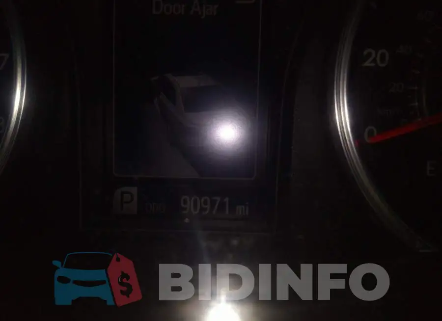 4T1BF1FK5HU325877 Photo# 7