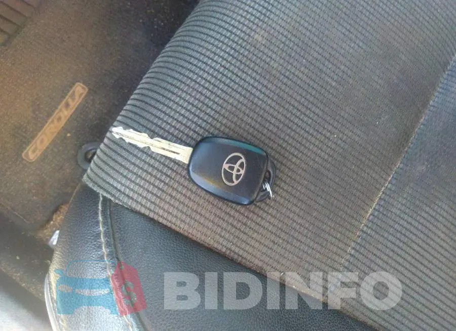 2T1BURHE7GC611435 Photo# 11