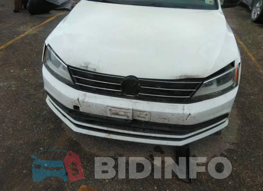 3VW2K7AJ7FM250115 Photo# 6