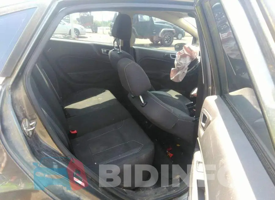 3FADP4BJ7GM113984 Photo# 8