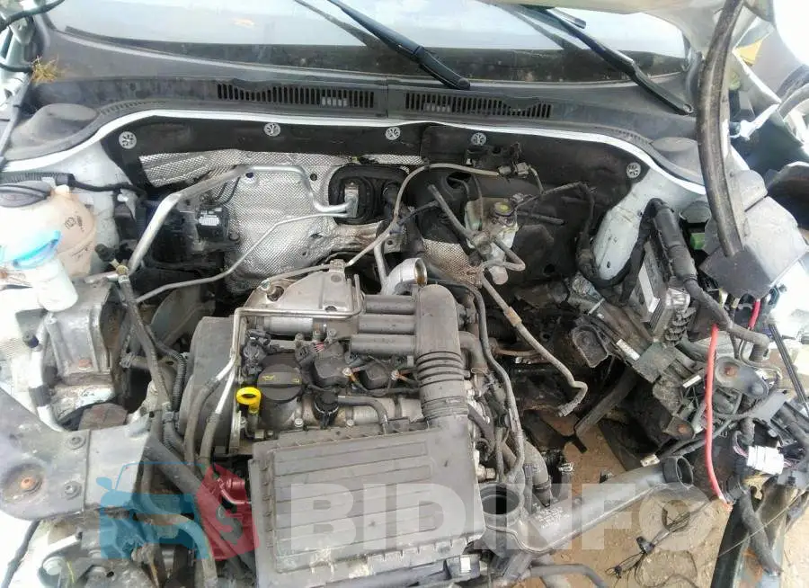 3VW167AJ0GM389732 Photo# 10