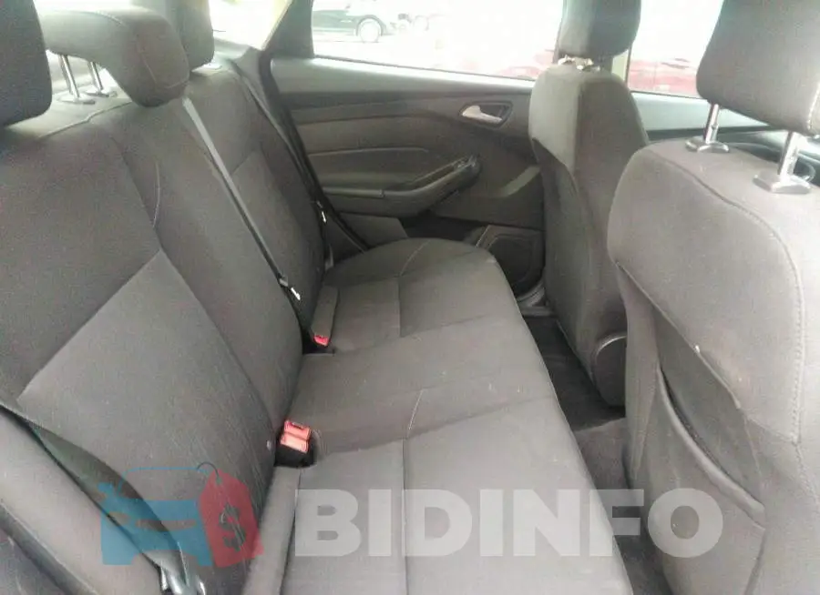 1FADP3FE7JL286906 Photo# 8
