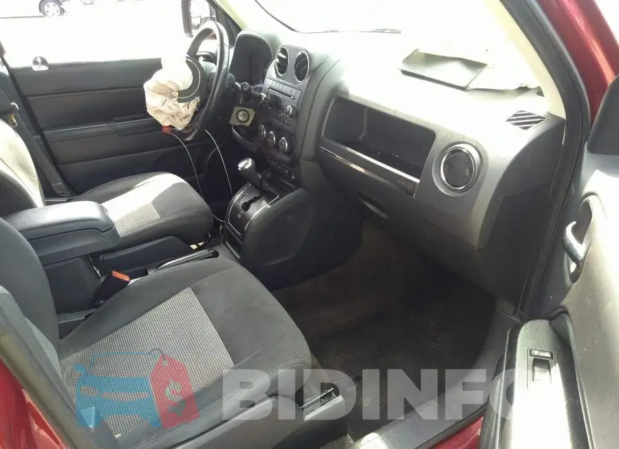 1C4NJPFB6HD183798 Photo# 5