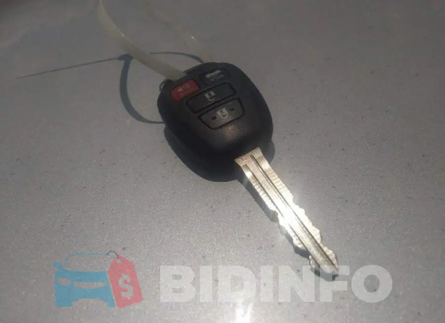 2T1BURHE2JC970201 Photo# 11