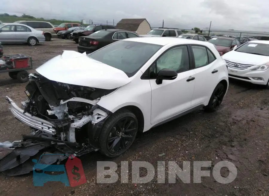 JTND4MBE1M3111078 Photo# 2