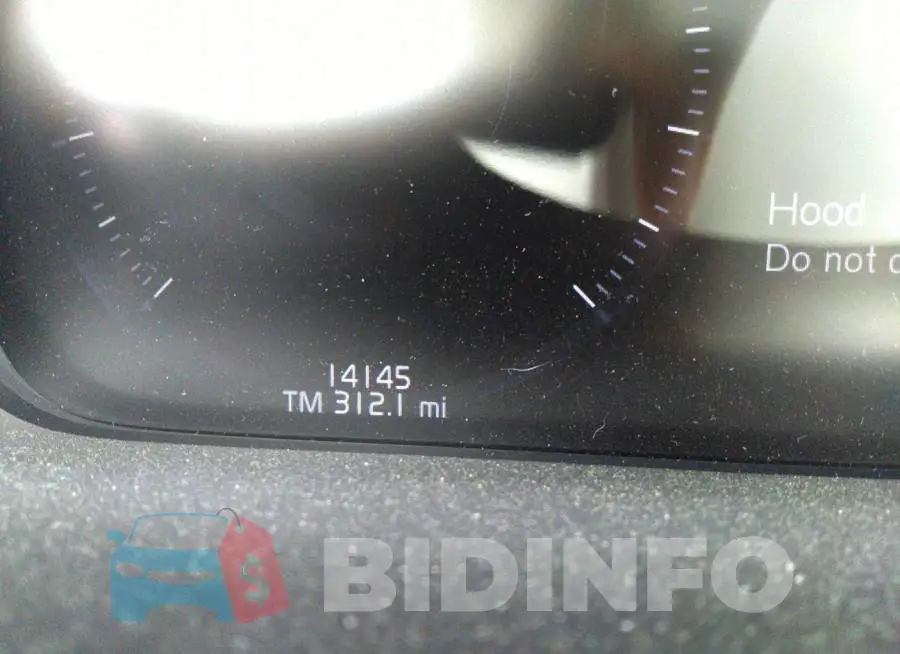 YV4102CK4N1811263 Photo# 7