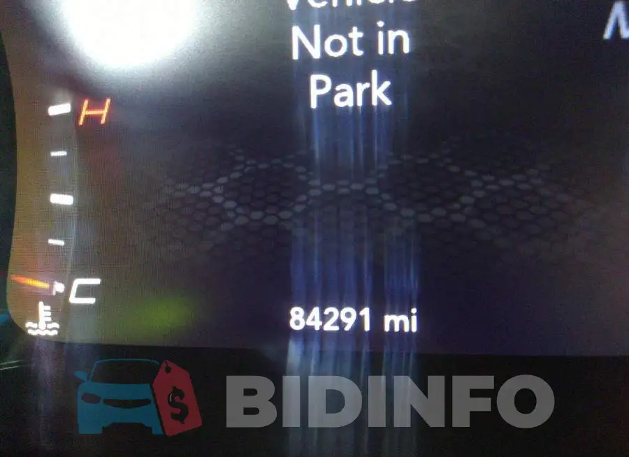 2C3CDXJG0JH281708 Photo# 7