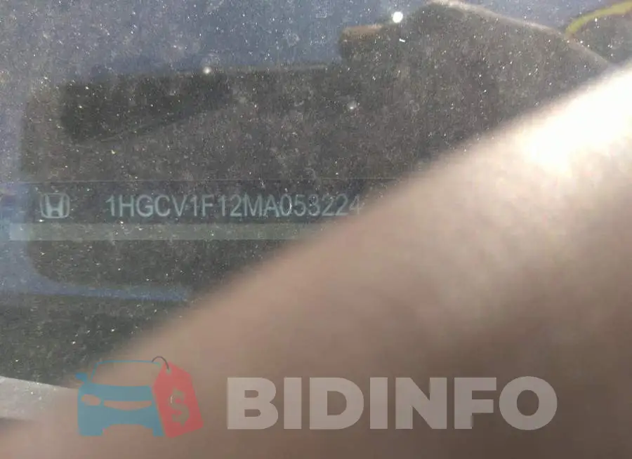 1HGCV1F12MA053224 Photo# 9